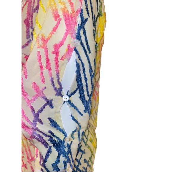 Creation Blouse 1X/2X Colorful Textured 3/4 Sleeve Cream Crew Neck Button Detail - Picture 9 of 16